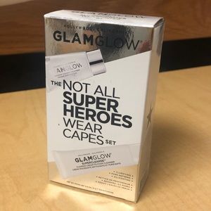 Glamglow Not All Superheroes Wear Capes set